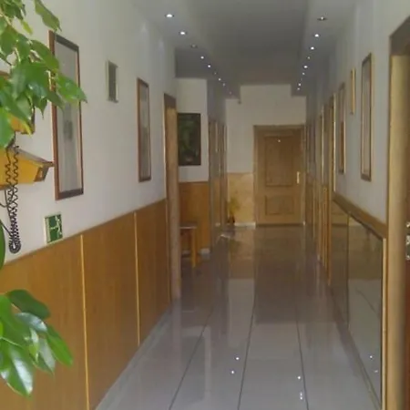 Rezkakas Fogado Bed & Breakfast Zirc
