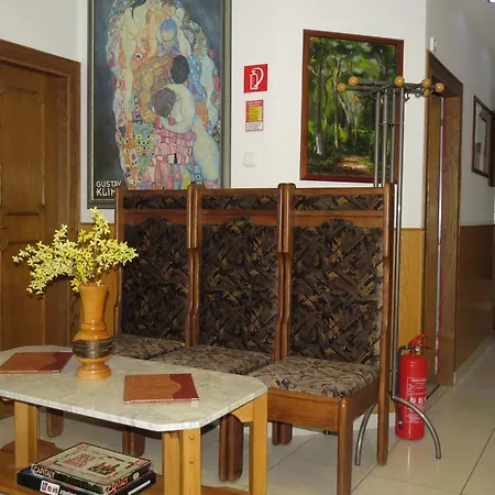 Rezkakas Fogado Bed & Breakfast Zirc